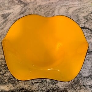 Beautiful Mid Century Elegant Orange Glass Bowl
